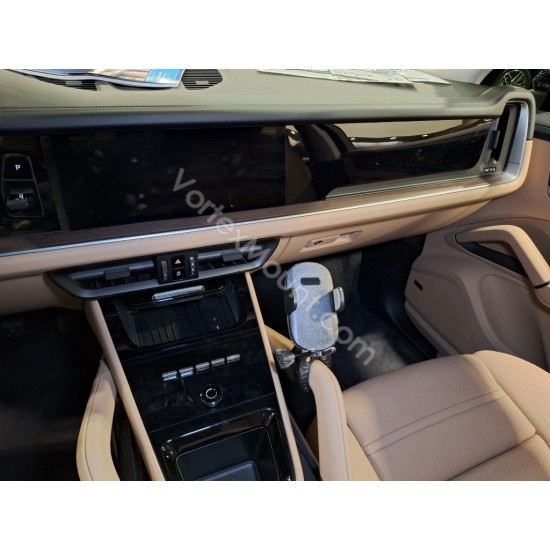 Porsche Cayenne phone mount