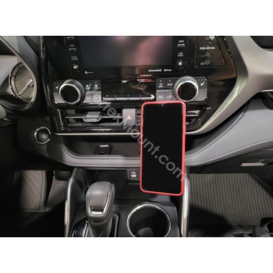 Toyota Highlander magnetic phone holder mount