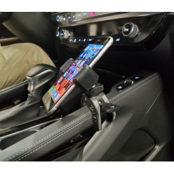 Kia Telluride phone mount: dashboard holder